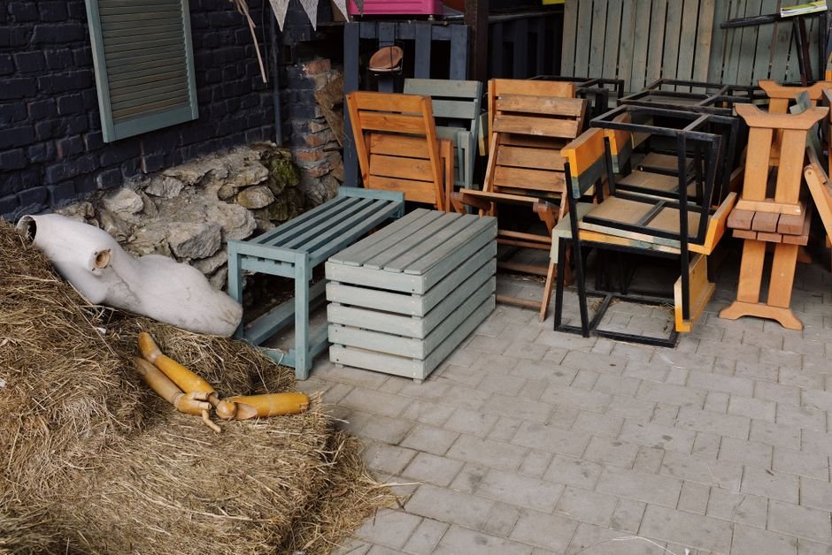 20 Free Outdoor Storage Bench Plans You Can Build in 2026